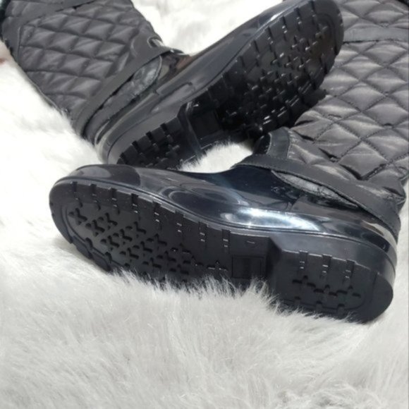 New Michael Kors Quilted Shearling Winter Belted Boots- Size 7 - Picture 5 of 14